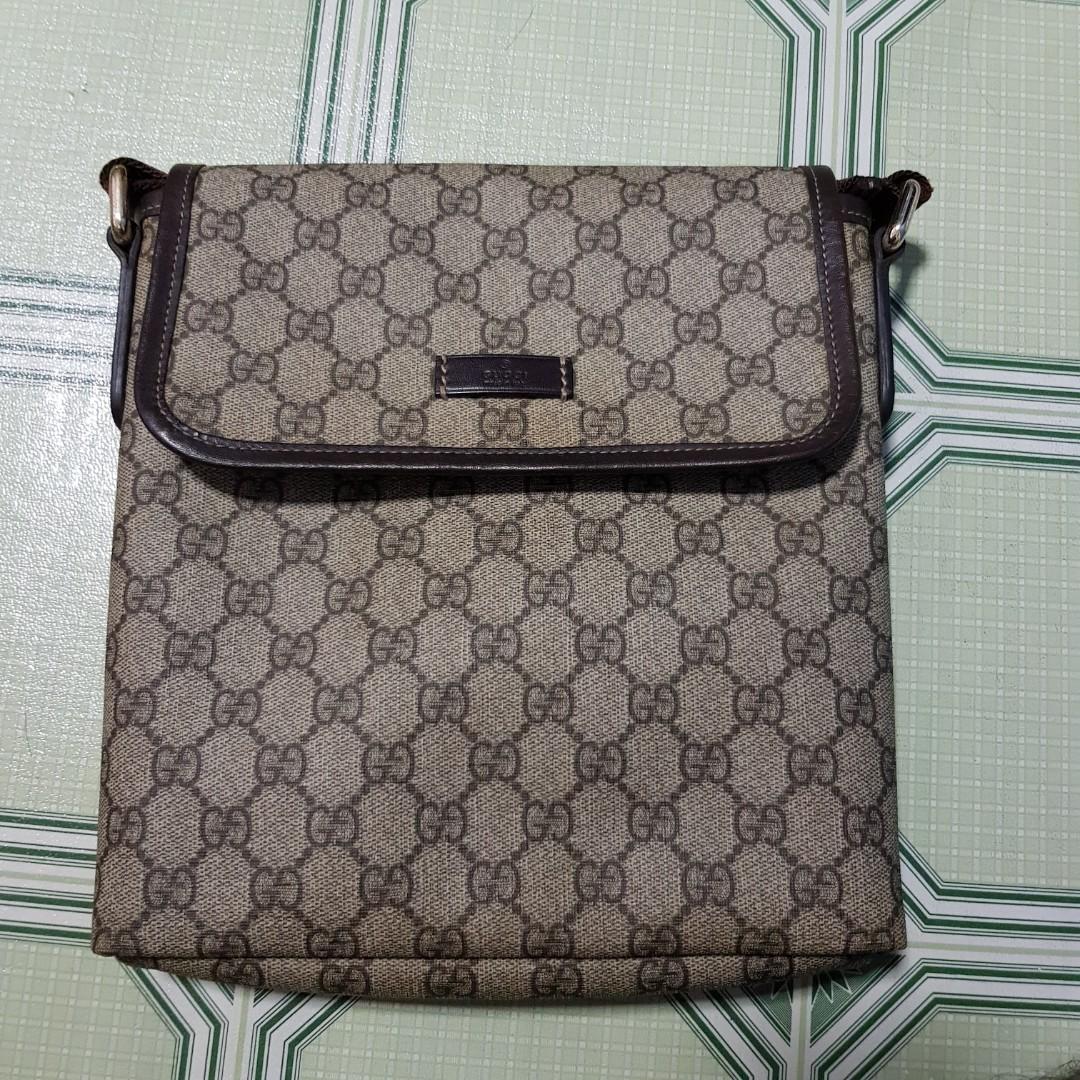 gucci messenger bag used
