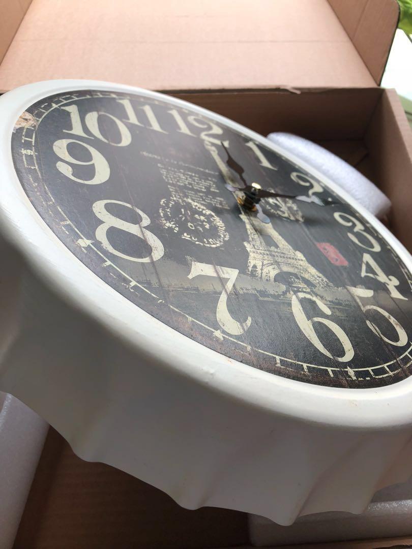 Wall Hung Clock, Furniture & Home Living, Home Decor, Clocks on Carousell