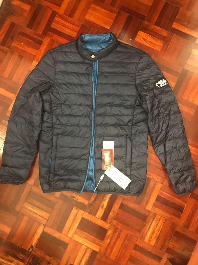 Winter jacket (Category: Coats, Jackets and Outerwear) located in Gelugor. Submitted by xiaoxiao15 (Listing ID 200302891, Image 1). Description: .