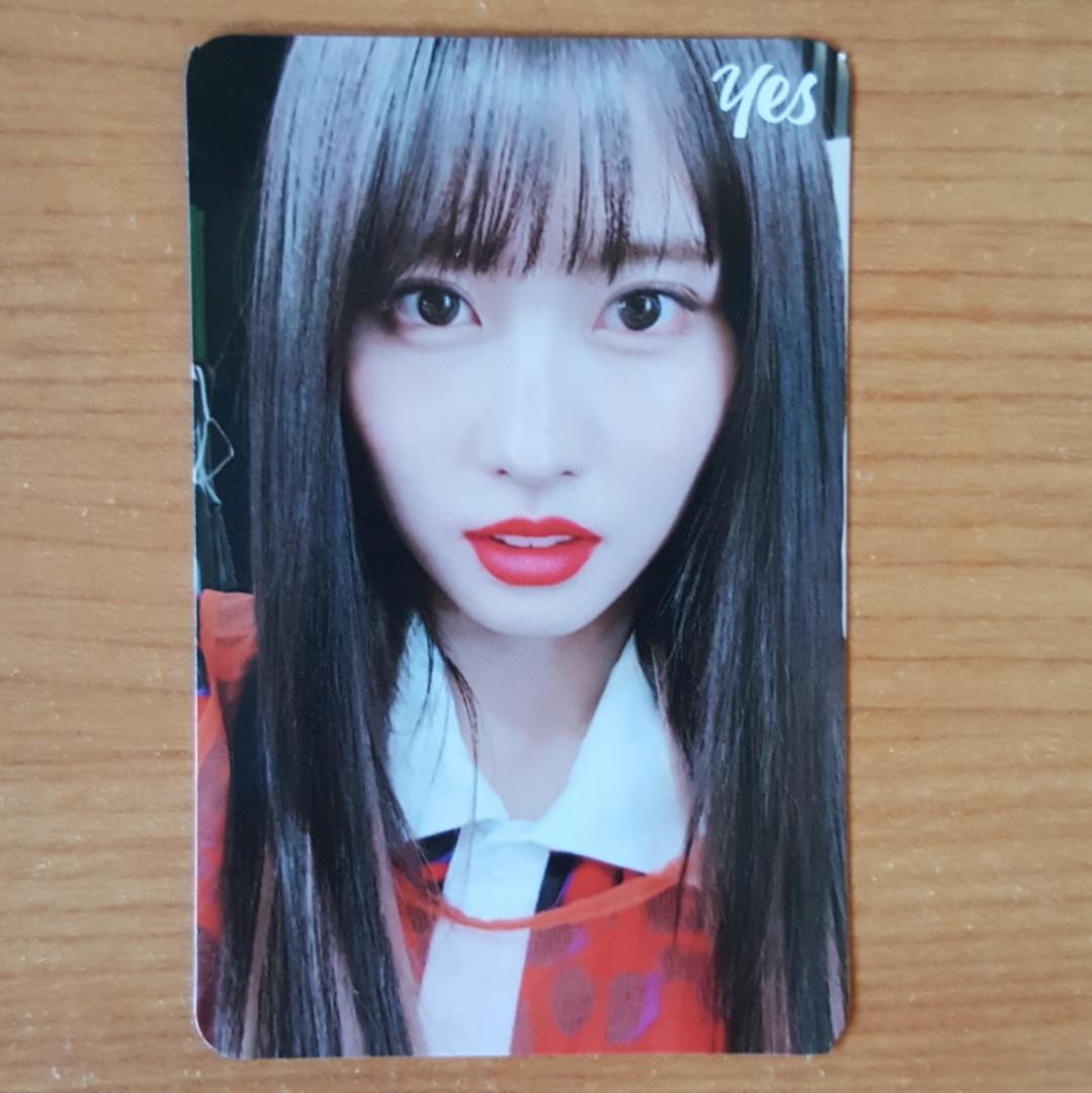 Twice 6th mini Album Yes or Yes Momo B Photo Card official 