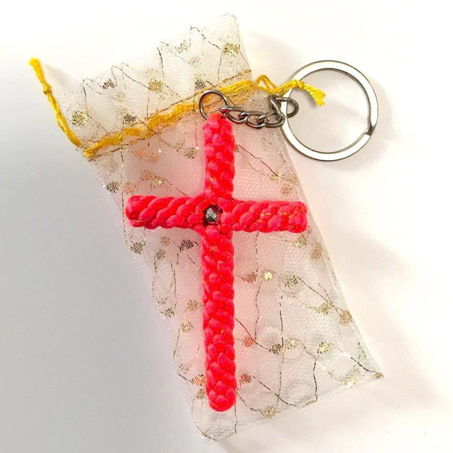 Christian Cross keychain, Hobbies & Toys, Memorabilia & Collectibles