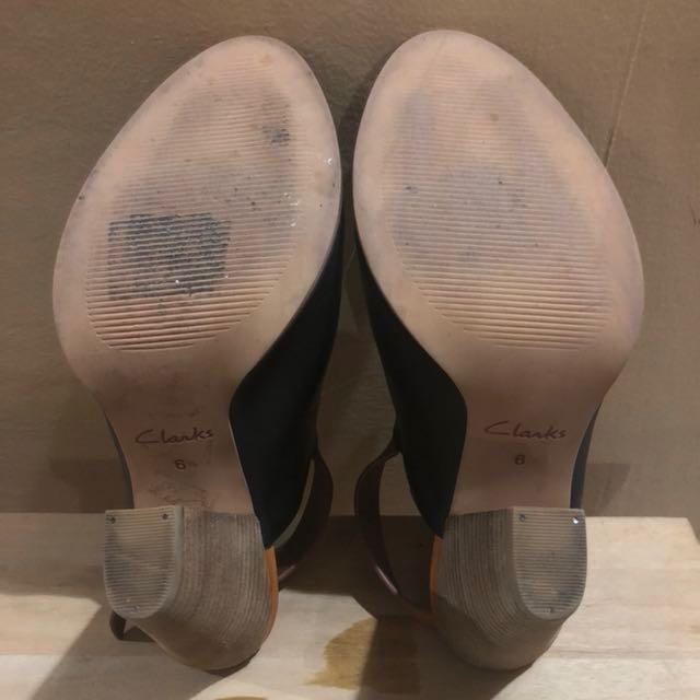 clarks peep toe booties