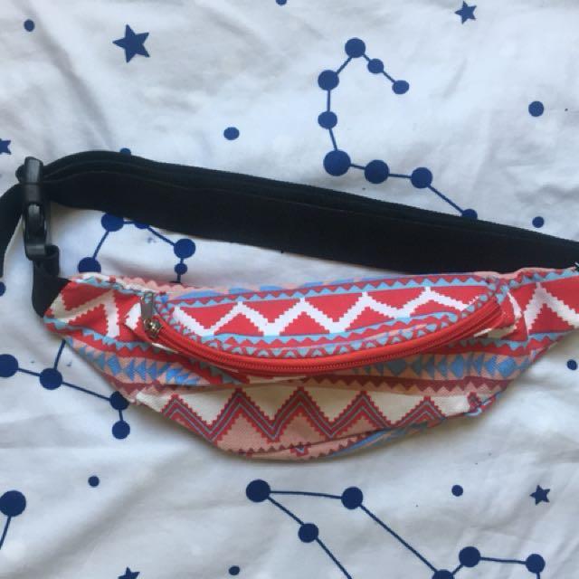 daiso fanny pack