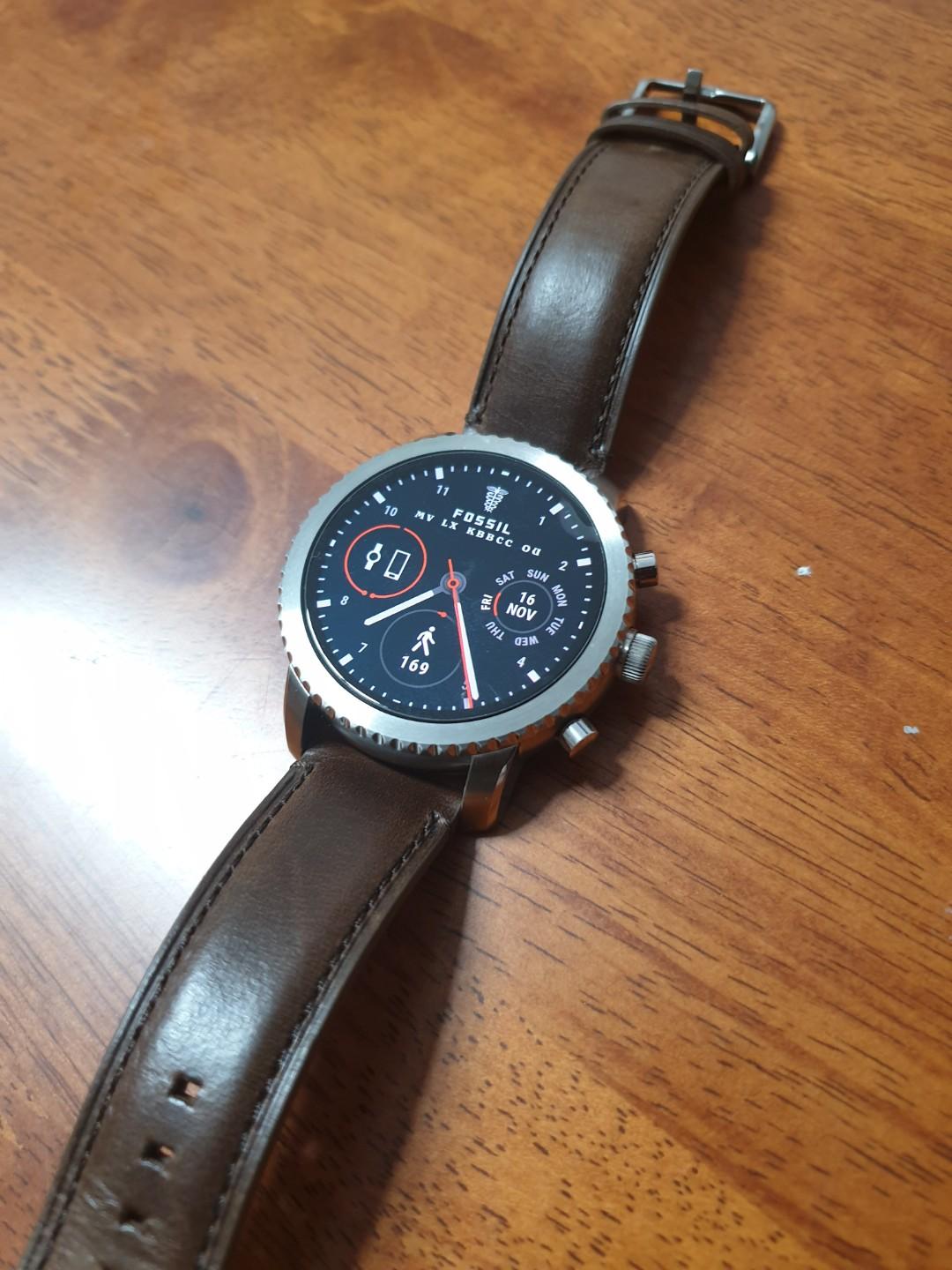 Fossil Q Explorist Gen 3 smartwatch almost new Cash Trade