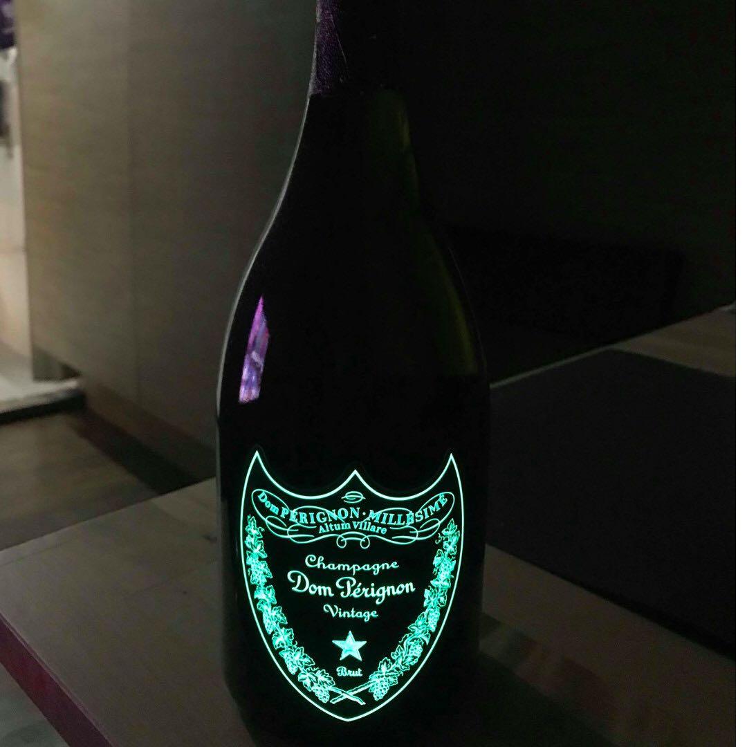 Glow in the dark Vintage 2009 Brut Dom Perignon Champagne, 嘢 ...