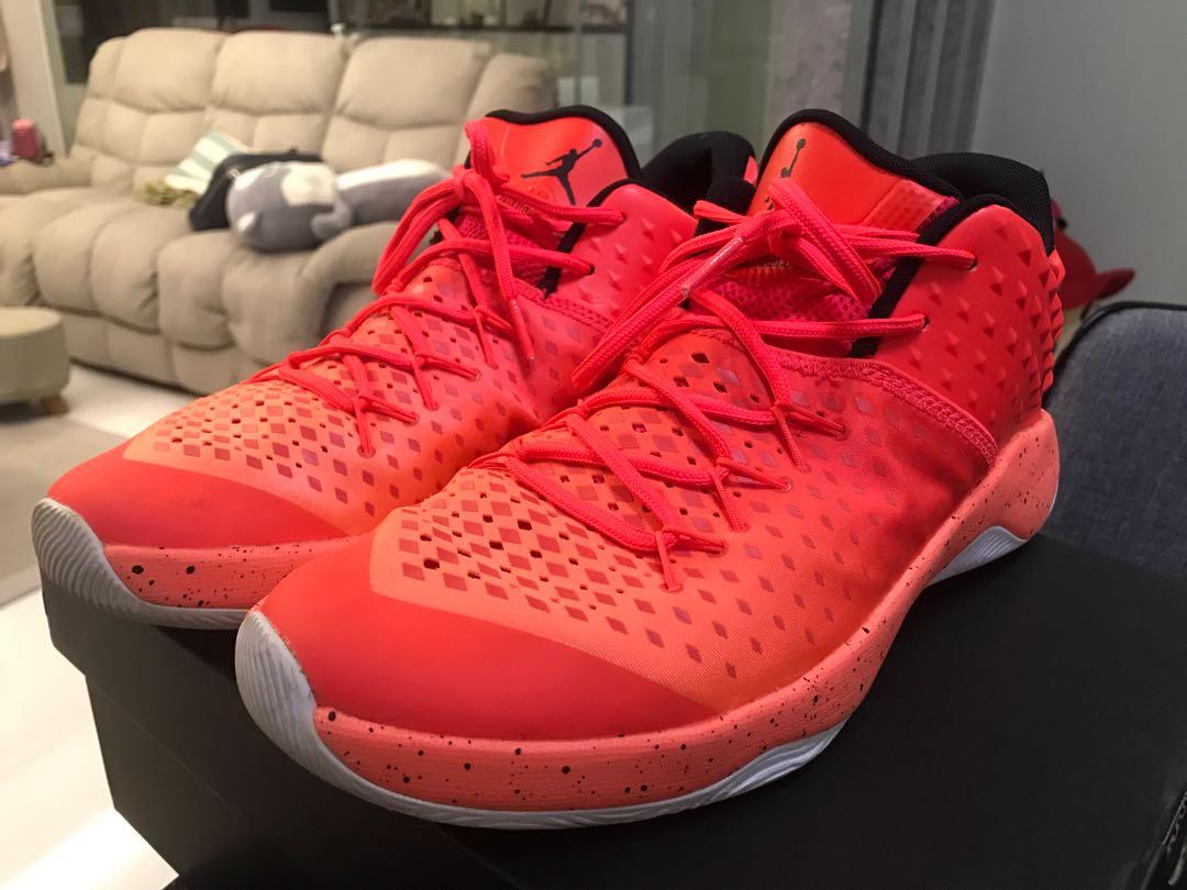 jordan extra fly red