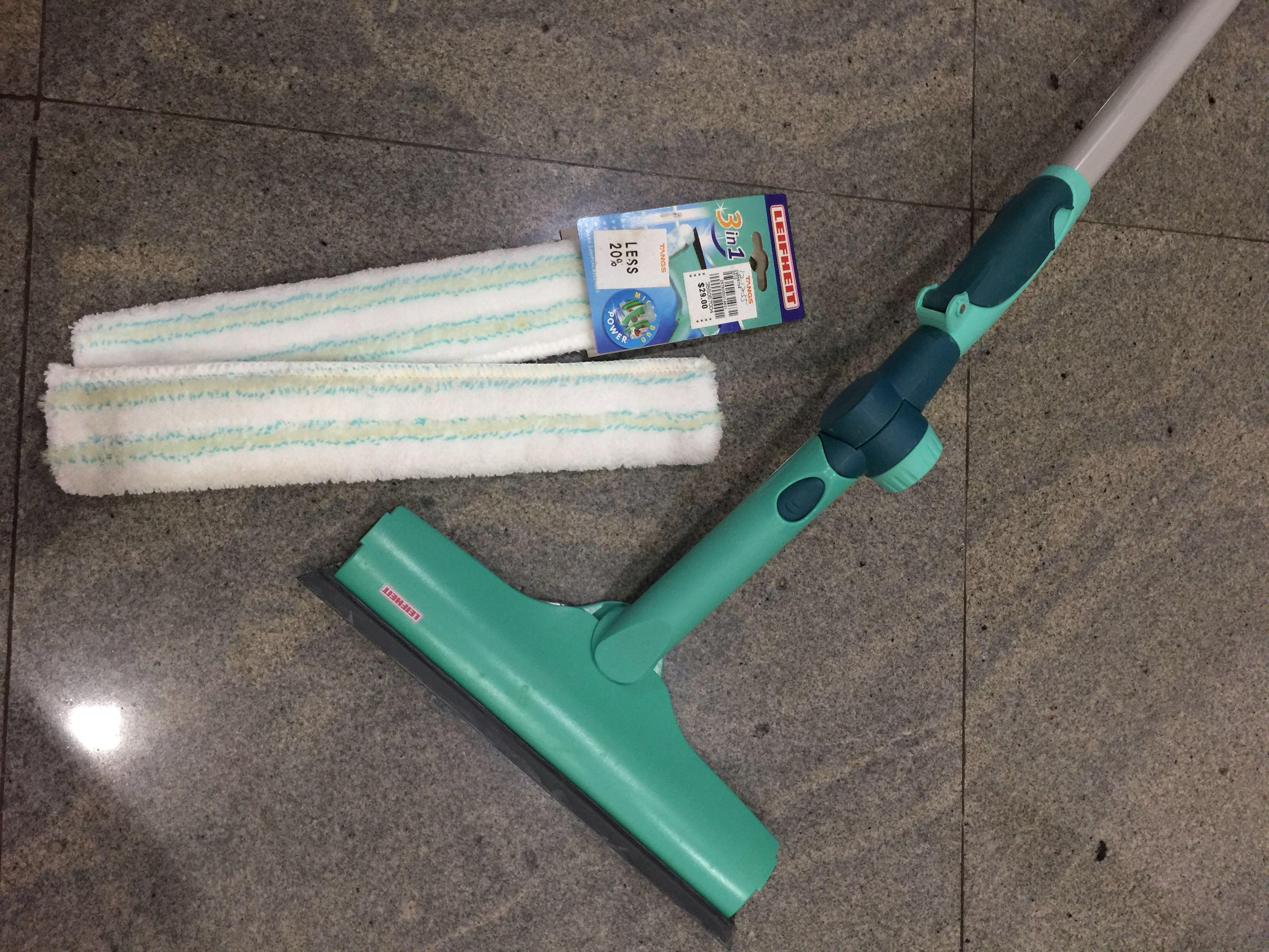 [LEIFHEIT] WINDOW & FRAME CLEANER WITH TELESCOPIC HANDLE, Furniture