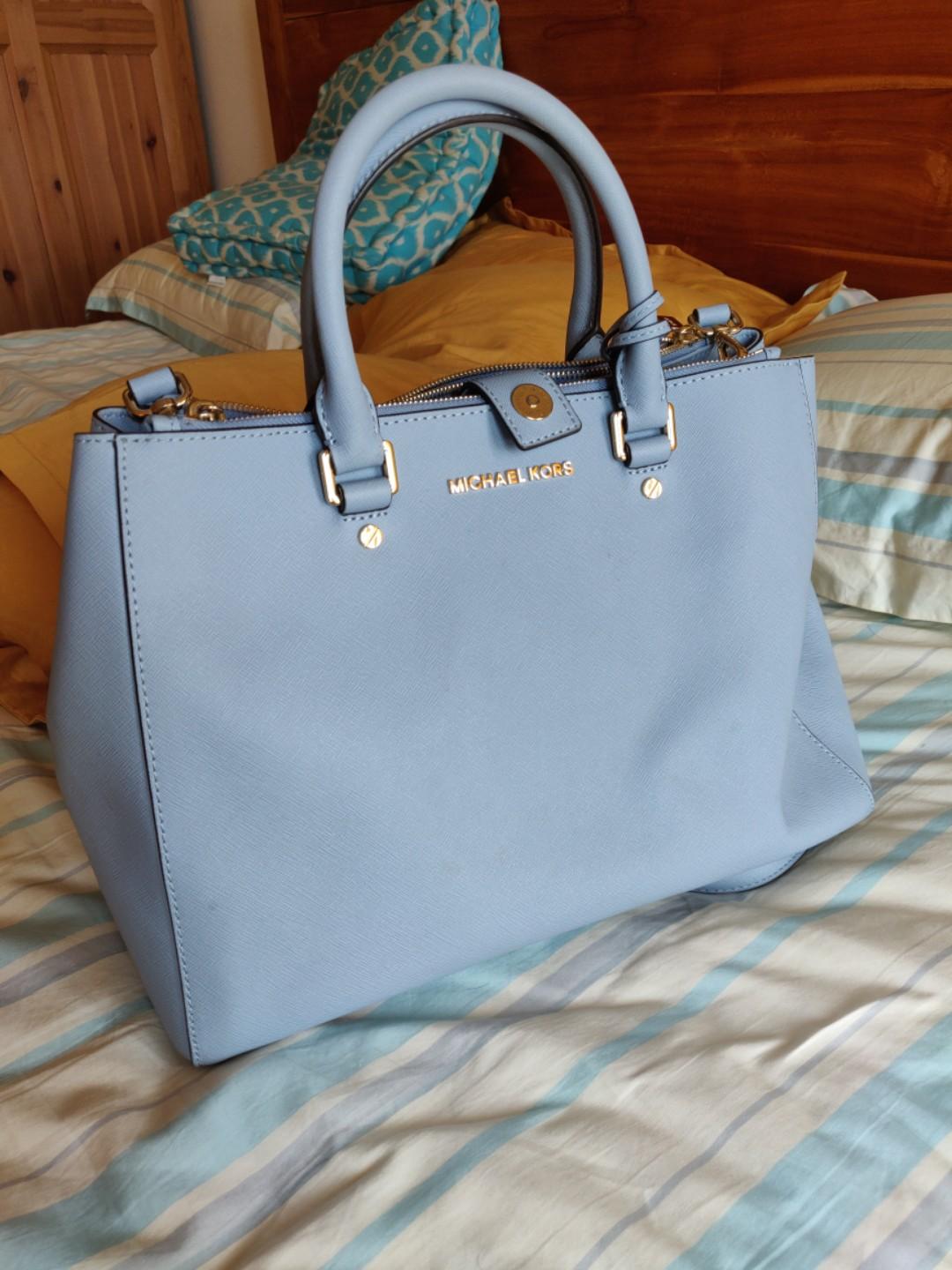 Michael Kors baby blue bag, Women's Fashion, Bags & Wallets, Purses &  Pouches on Carousell