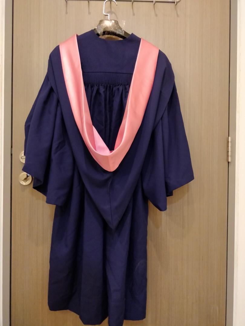 NUS graduation robe, Everything Else on Carousell