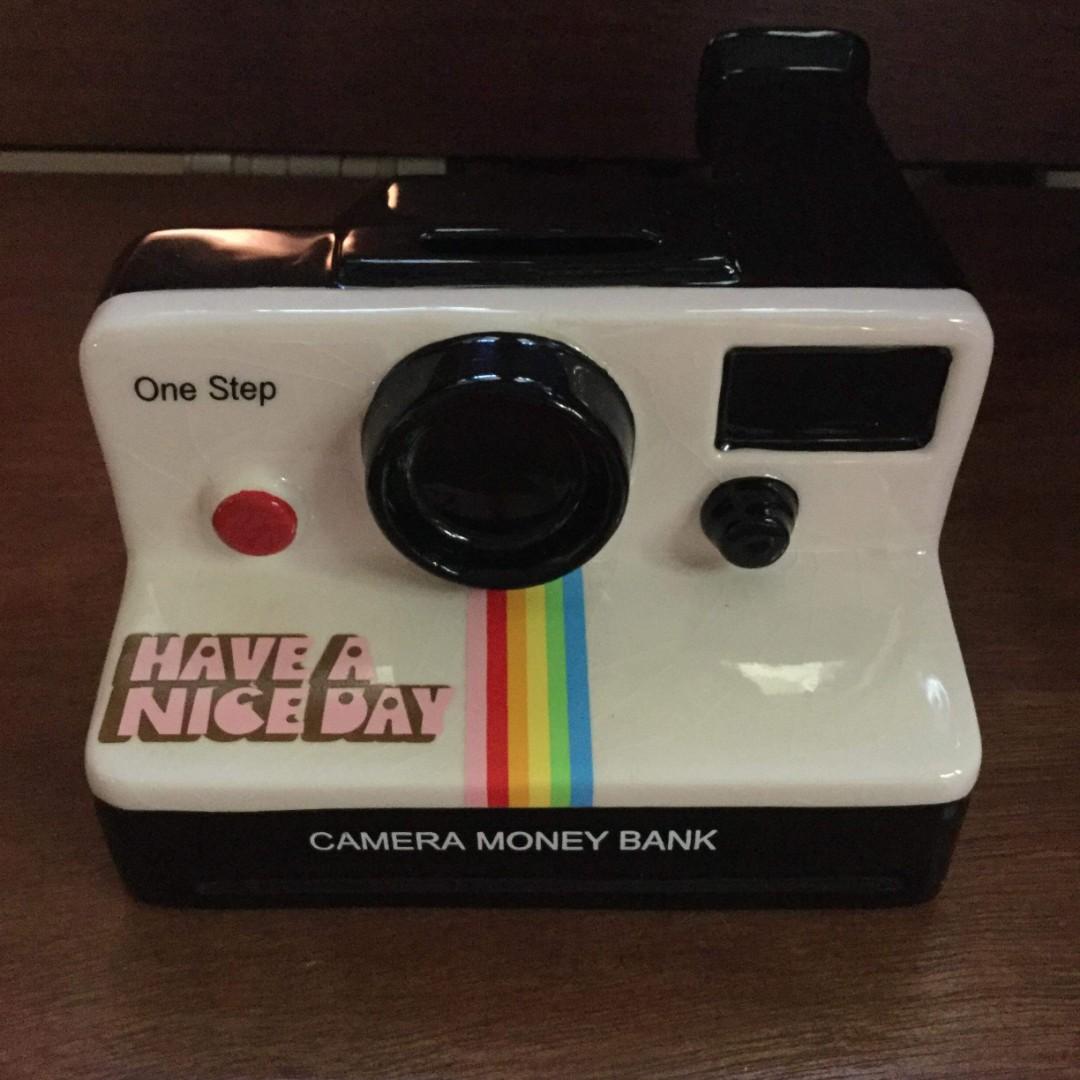 Polaroid Camera Coin Bank Everything Else Others On Carousell