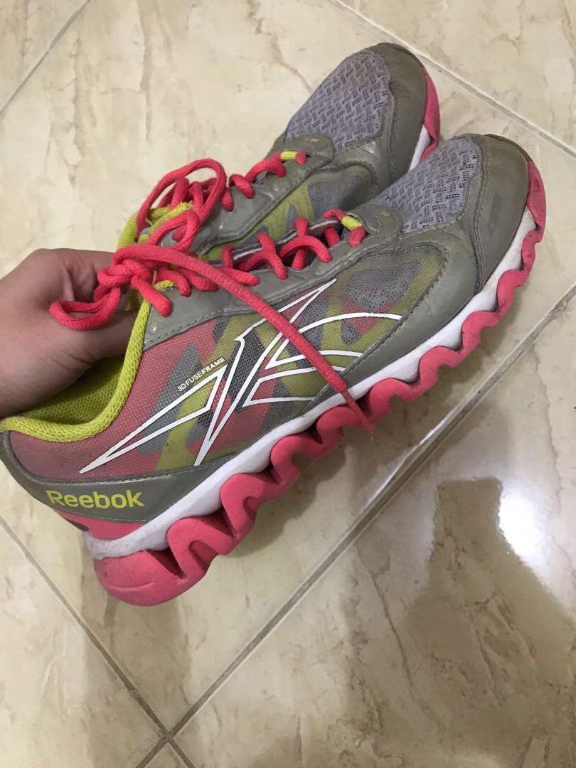 Sepatu reebok ziglite clearance