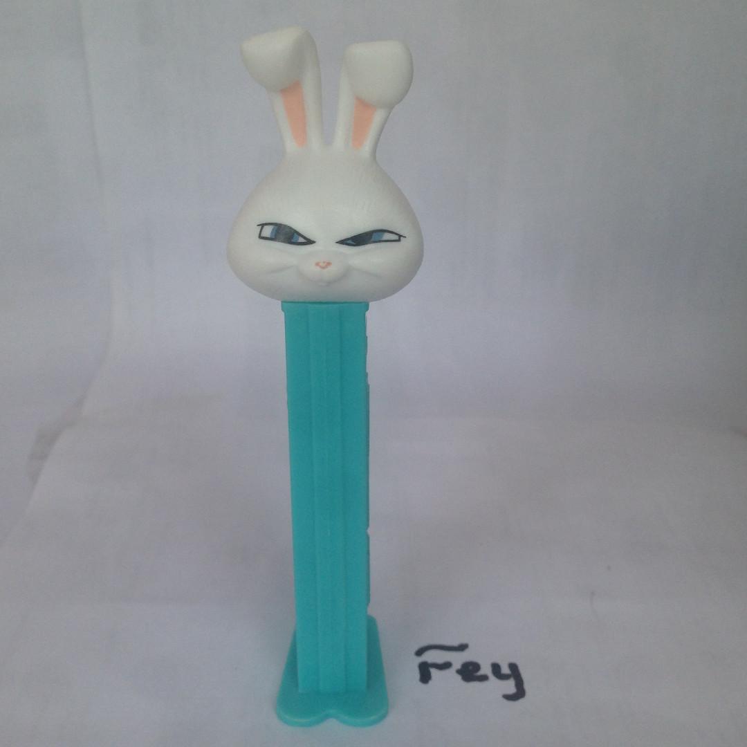 The Secret Life Of Pets Snowball Pez Dispenser Toys