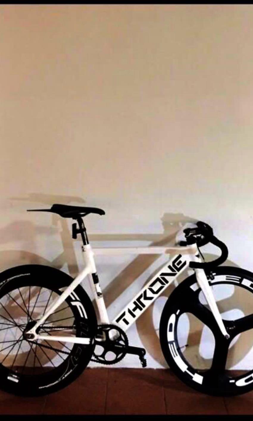 throne frameset