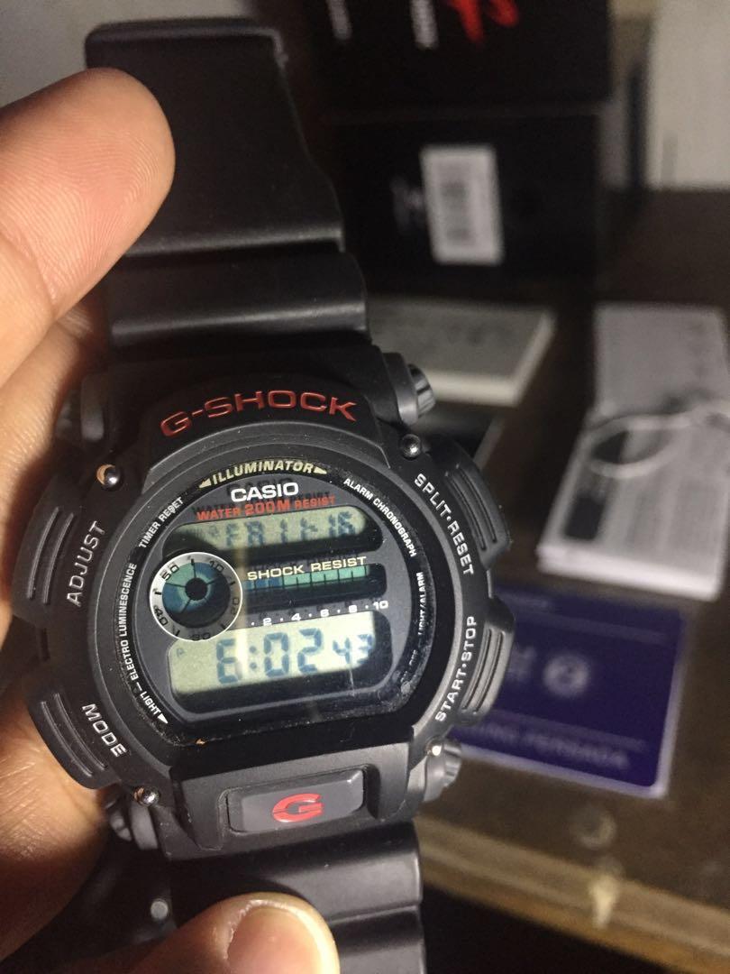 Casio G Shock Dw 9052 1vdr Fesyen Pria Jam Tangan Di Carousell