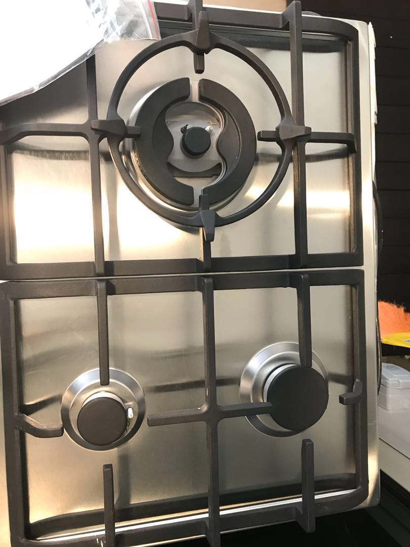 Delizia kitchen gas hob, TV & Home Appliances, Kitchen Appliances