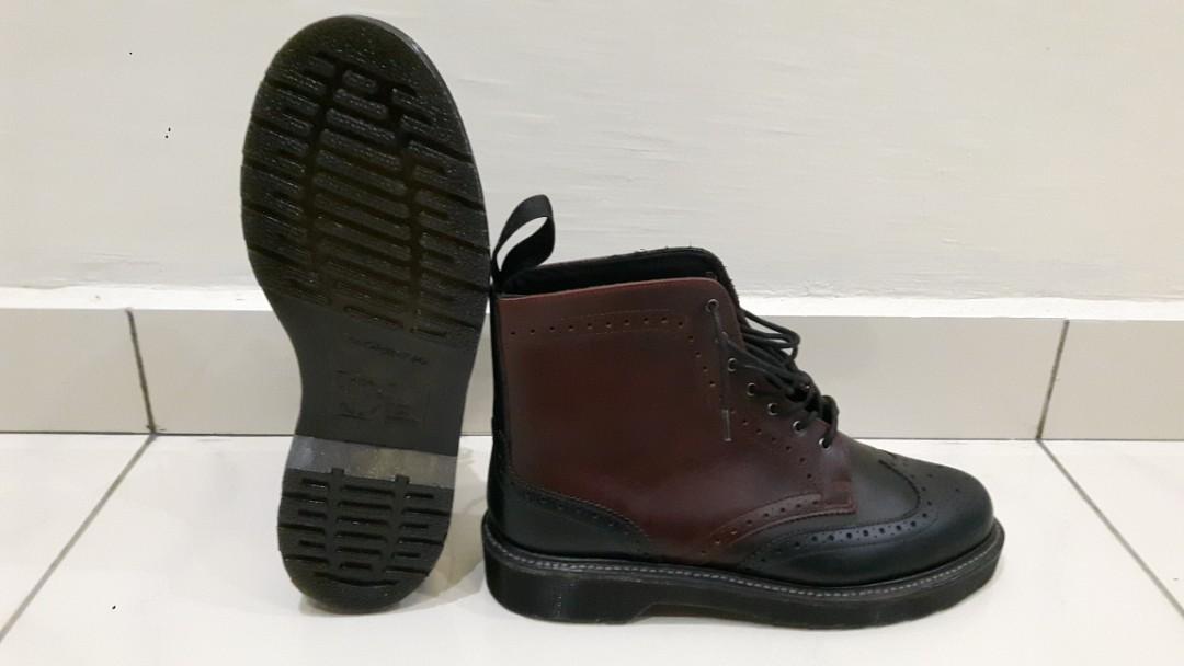 Dr martens clearance bentley brogue boot