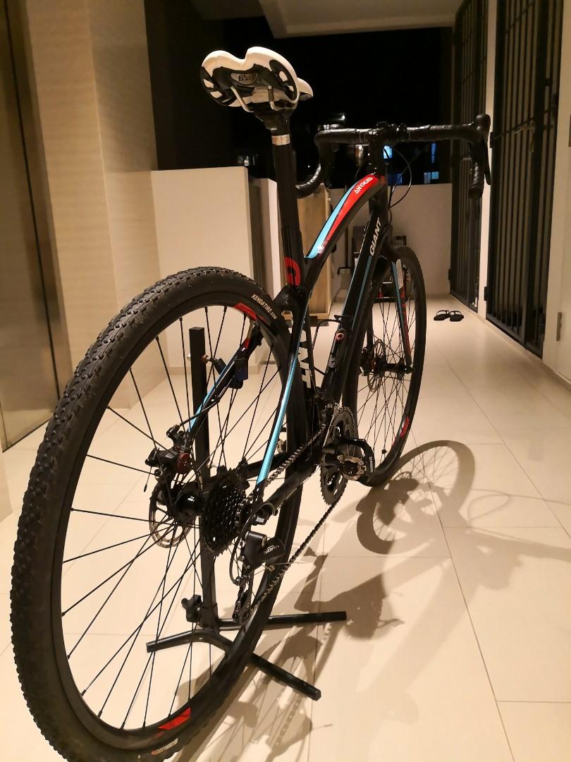 giant anyroad advanced hybrid bike 2019