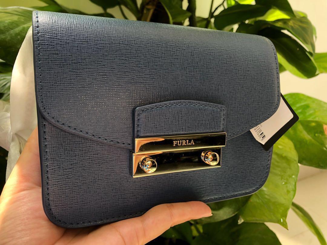 Furla mini clearance julia size