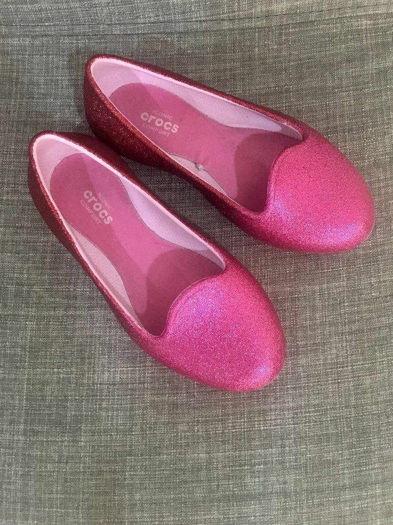 pink sparkly crocs