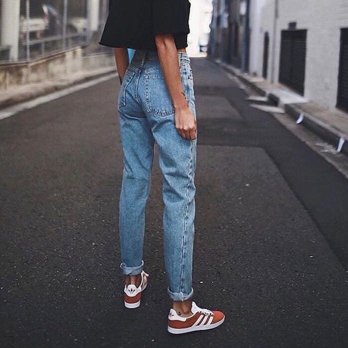 vintage style mom jeans