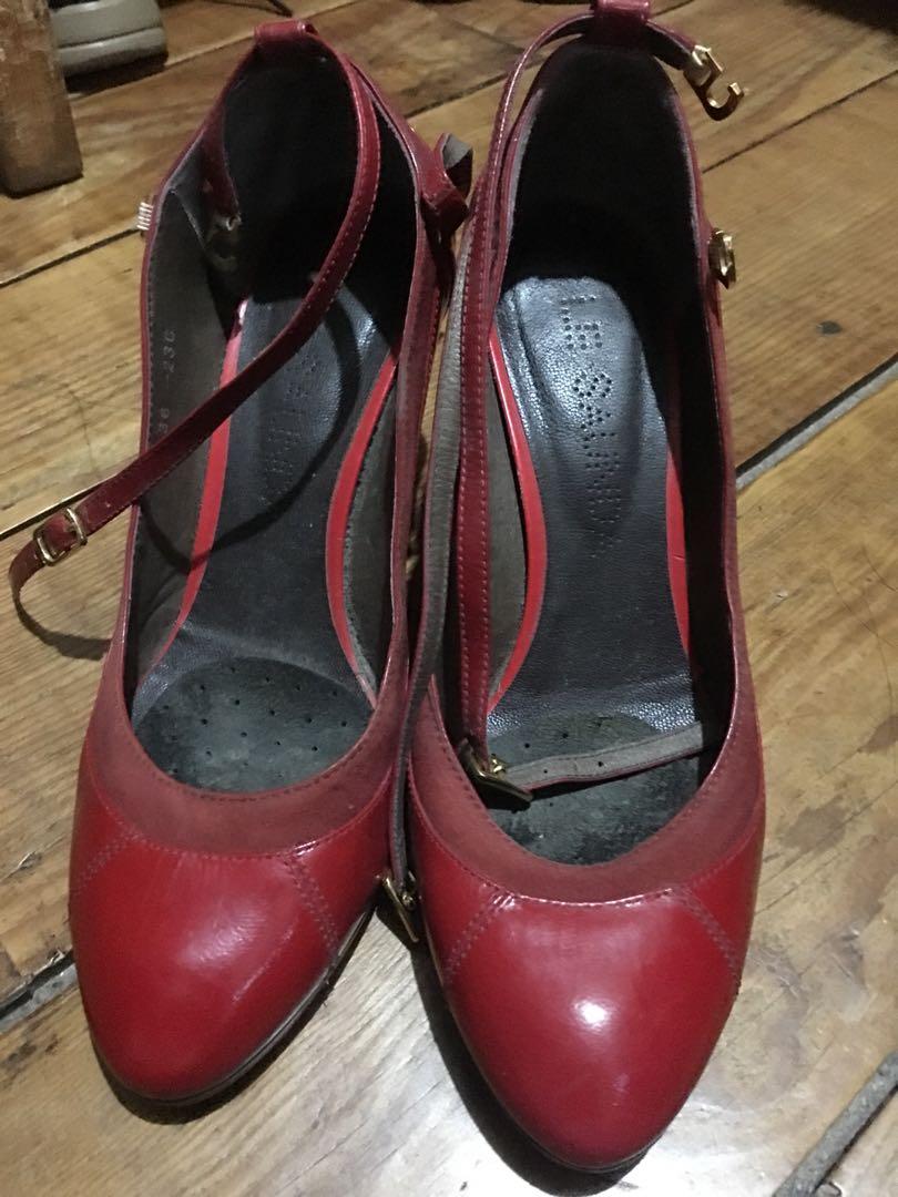 le saunda shoes uk