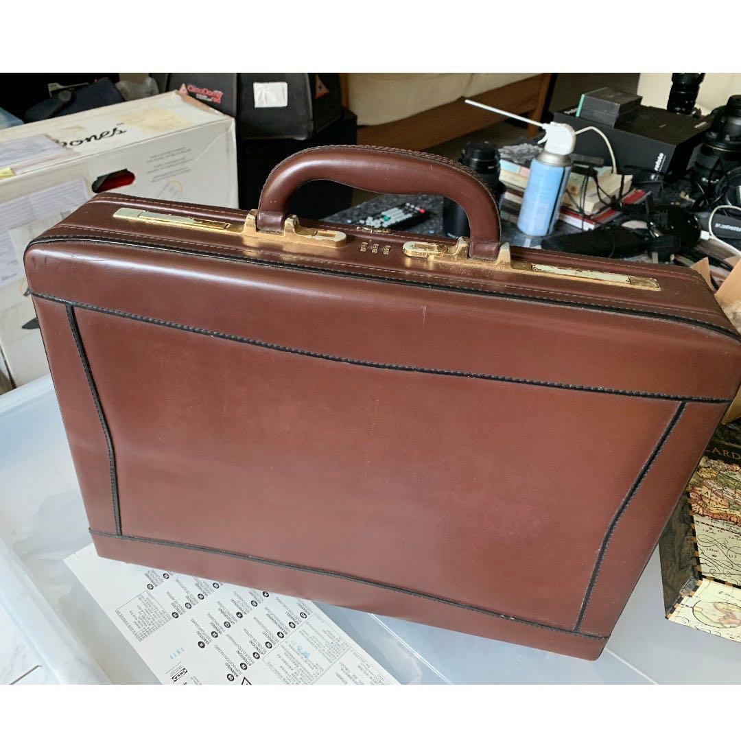 briefcases with combination locks