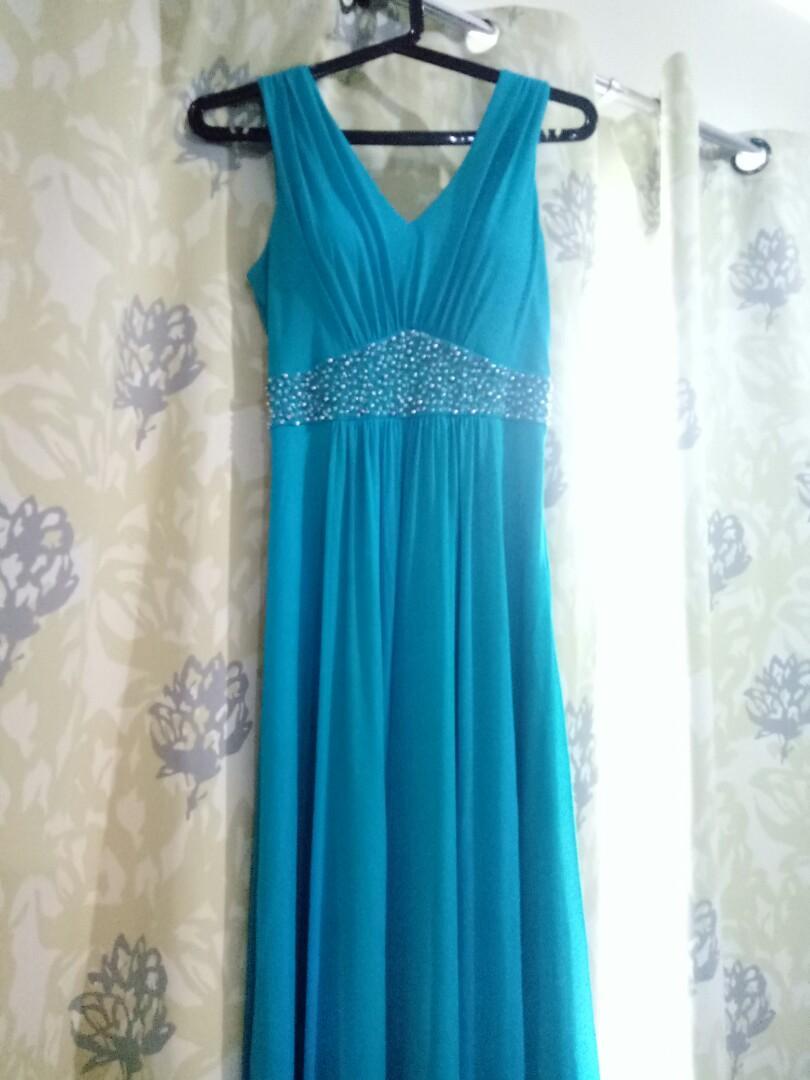 Long Formal Dress Teal Color (Category: Dresses) located in Manila. Submitted by lynn0620 (Listing ID 200567610, Image 1). Description: Good as New Fits S - M Chest size fits til 37B.