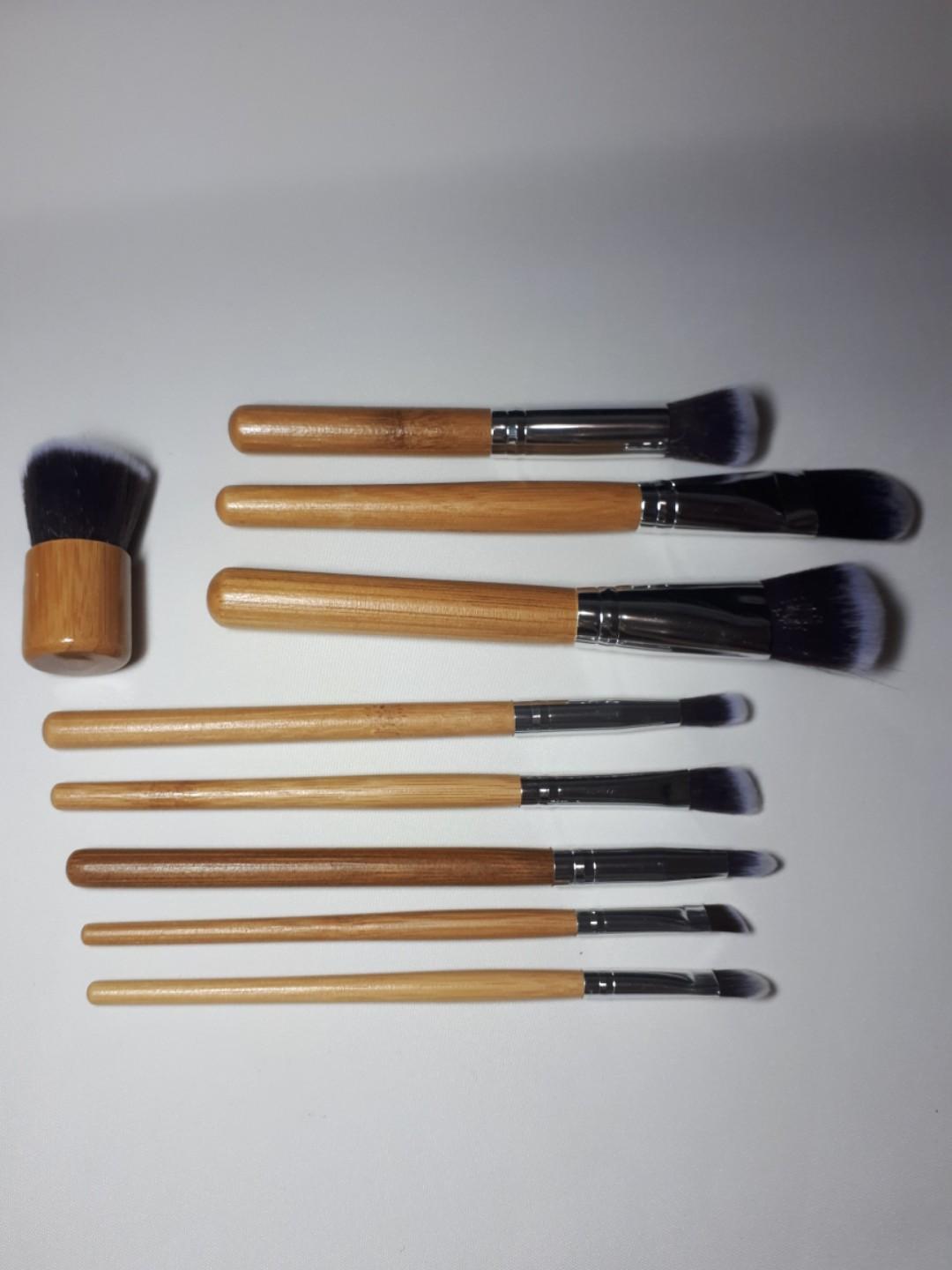Make-up brushes (Category: Makeup) located in Quezon City. Submitted by charaaaa (Listing ID 200692003, Image 2). Description: *no issues *never been used *guaranteed nice *Php 250 for all brushes (only selling as a set) RFS: I bought an entire set but I only used 3 of them so here are the others. 😂😁.