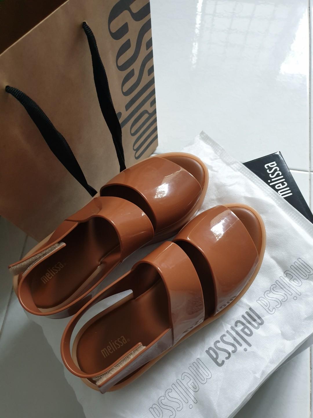 Melissa Soho Ad Women s Fashion Footwear Flats on Carousell