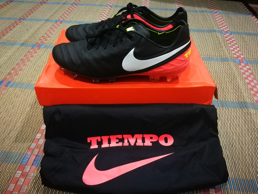 Nike tiempo sales 1st grade