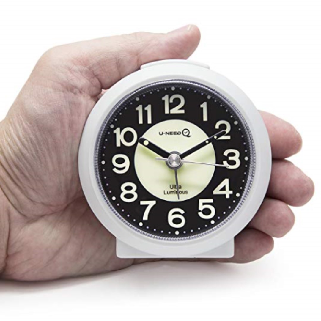 P10 UneedQ Luminous Dial Colorful Non Ticking Analog Quartz Desk Alarm