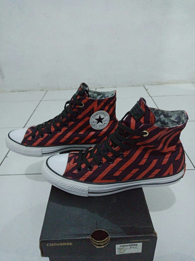 Converse year sales of the monkey