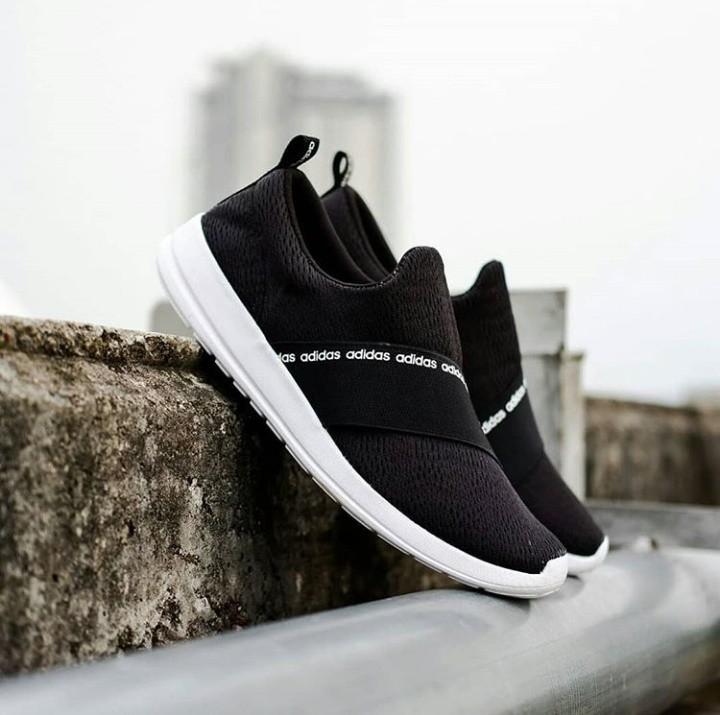 Sepatu Adidas Original Men S Fashion Men S Footwear Slippers