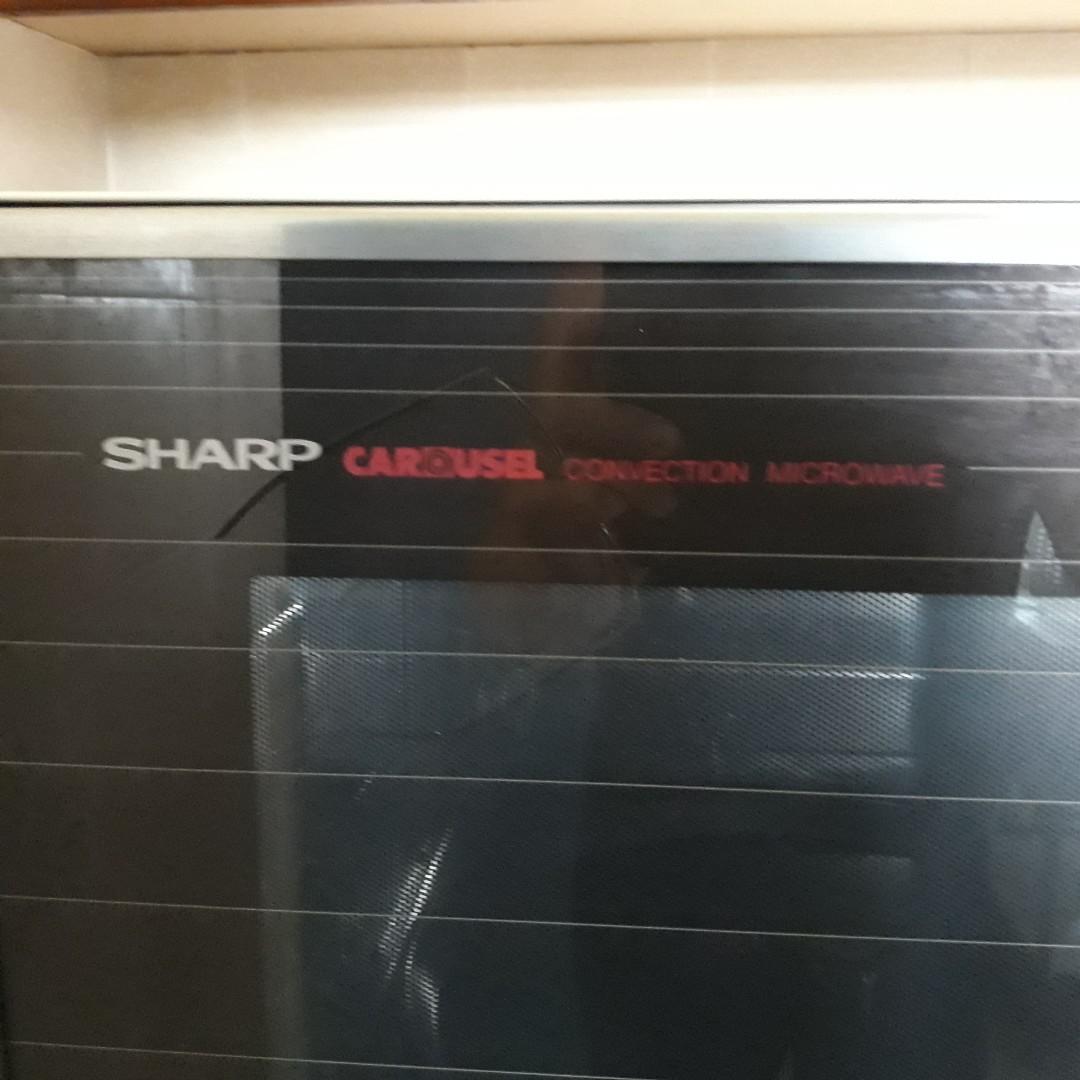 Sharp mucrowaveconvection oven. Made in Japan!, TV & Home Appliances