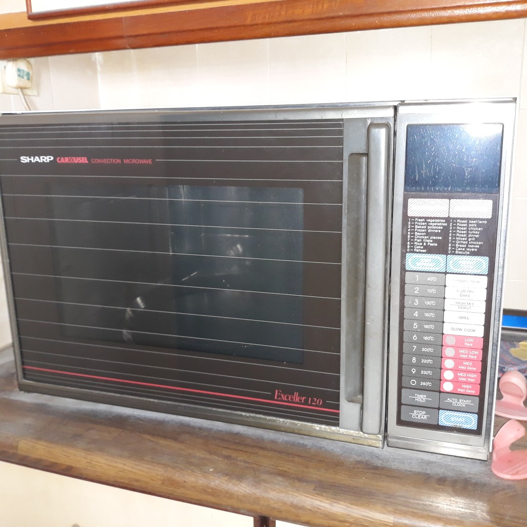 Sharp mucrowaveconvection oven. Made in Japan!, TV & Home Appliances