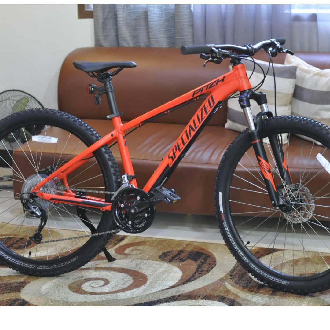 specialized pitch sport red