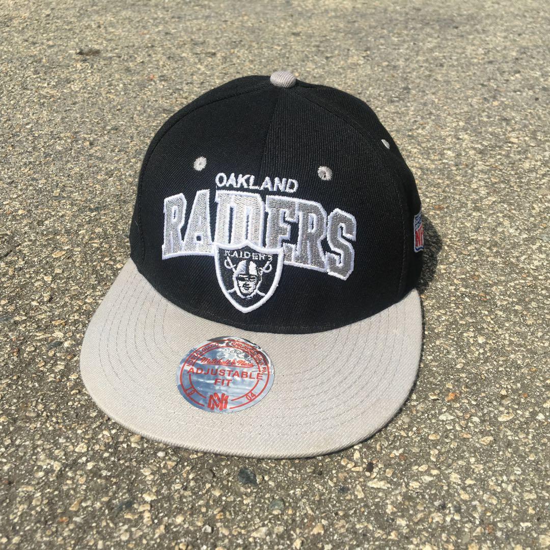 Topi Oakland Raiders Mitchell Ness Fesyen Pria Aksesoris Topi Di Carousell