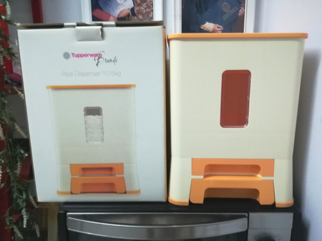 Tupperware Rice Dispenser, Furniture & Home Living, Kitchenware