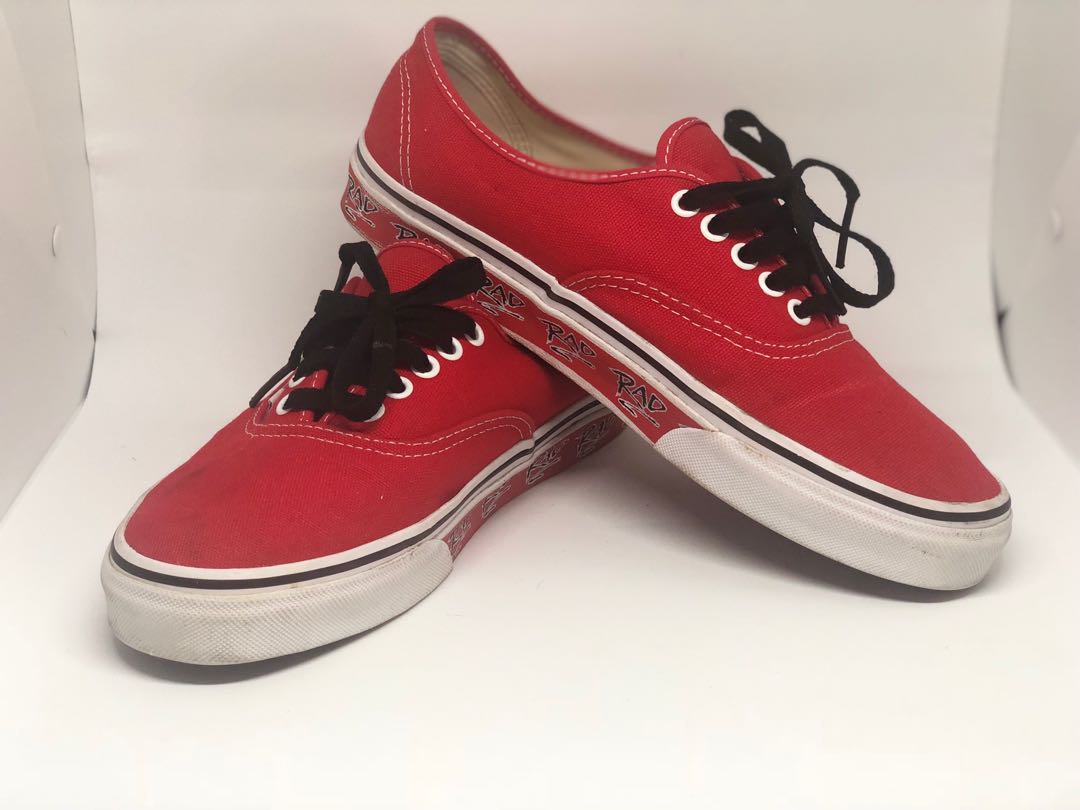 All red vans era outlet