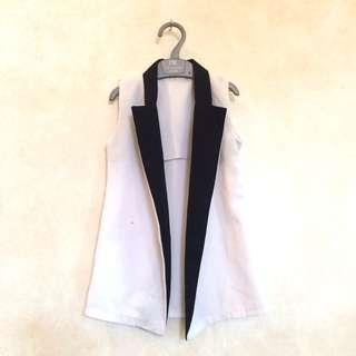 Cool Vest 😎⭐️ 2y