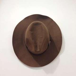 The Executive Floppy Hat