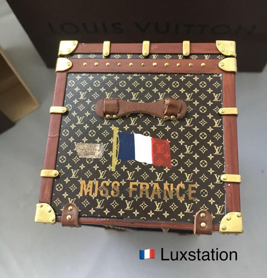 LOUIS VUITTON Miss France mini trunk Brown ref.115929 - Joli Closet