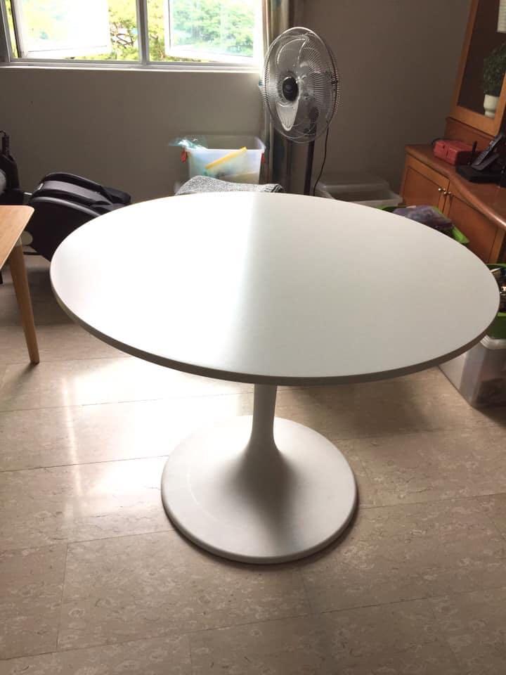 Almost New Ikea Round Dining Table, Ikea Round Dining Room Table And Chairs Set Singapore