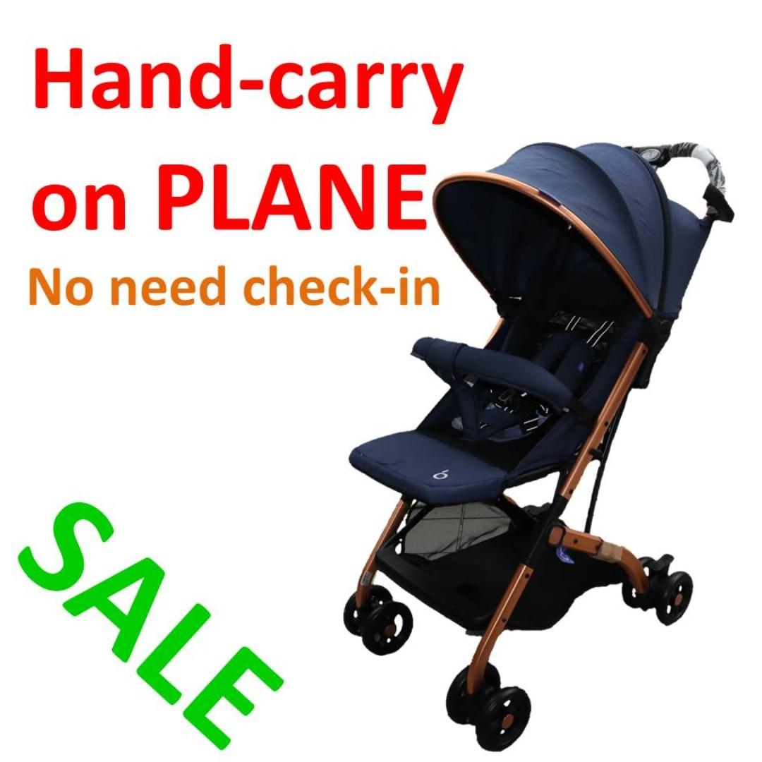 stroller size allowed on plane