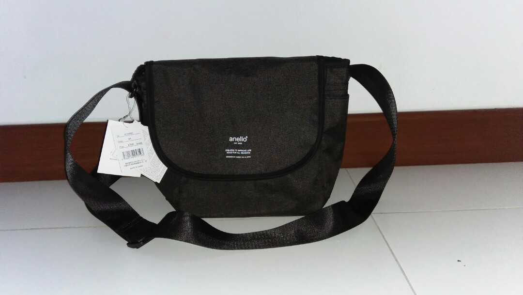 anello sling bag black