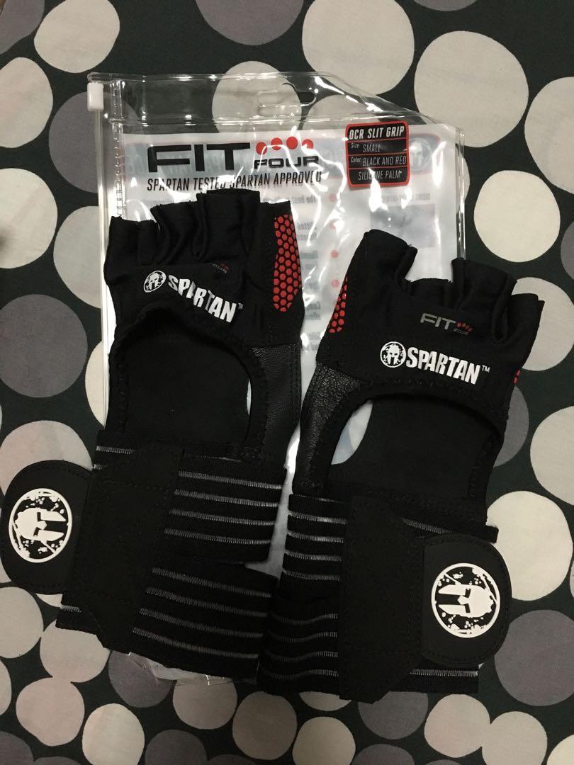 Fit four spartan gloves 2025