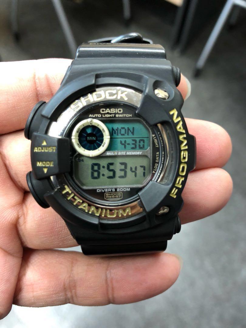dw 9900 frogman