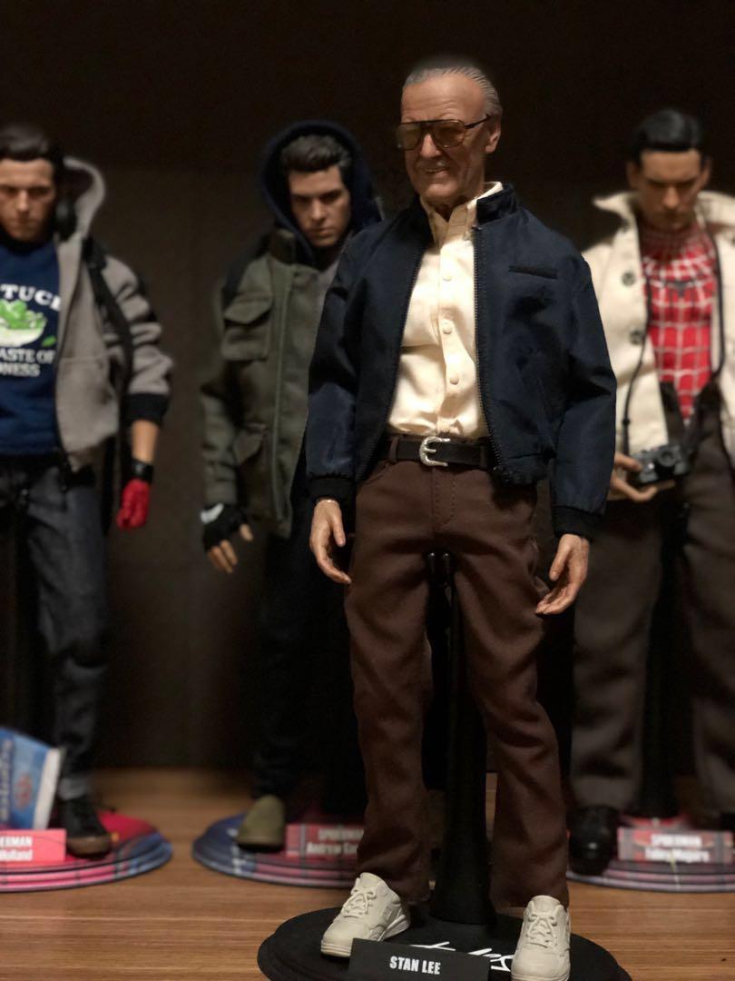 hot toys peter parker