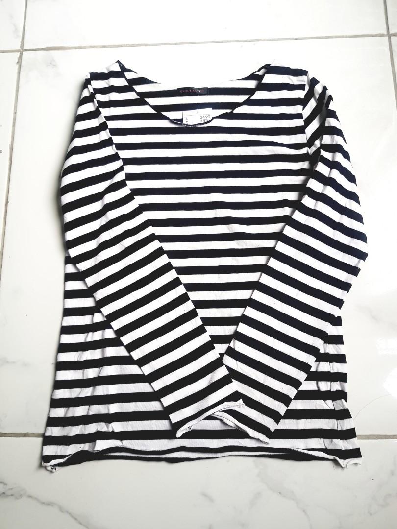 Kaos Garis Hitam Putih Lengan Panjang Women S Fashion