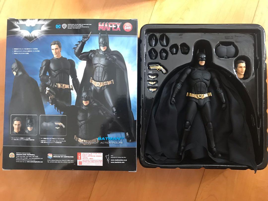 Mafex 049 Batman Trilogy Batman Begins suit
